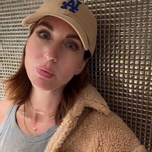 Meet your Posher, Mysti